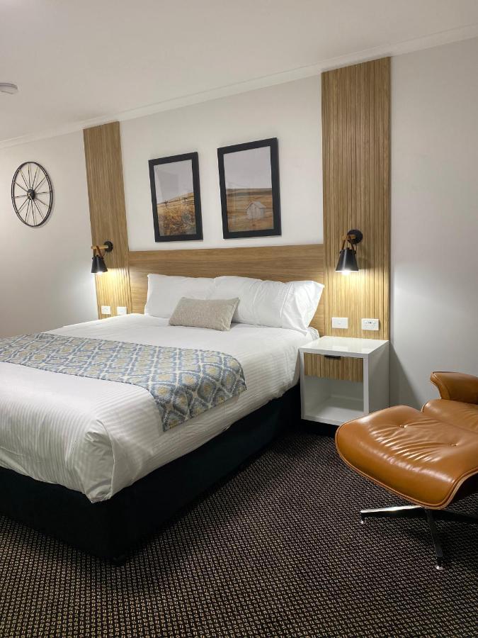 Cattlemans Country Motor Inn & Serviced Apartments Dubbo Exterior photo