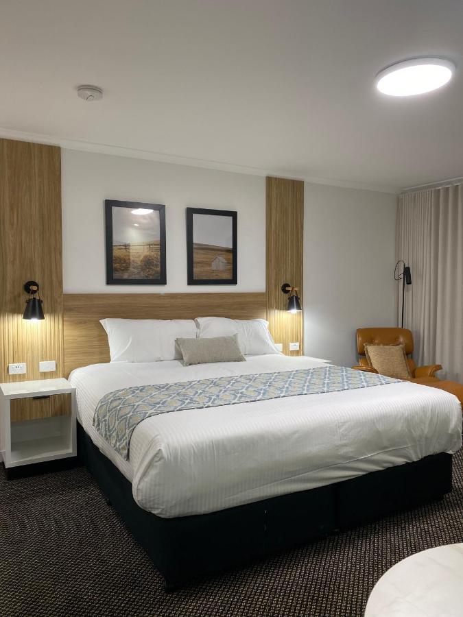 Cattlemans Country Motor Inn & Serviced Apartments Dubbo Exterior photo