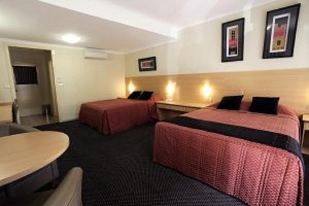 Cattlemans Country Motor Inn & Serviced Apartments Dubbo Room photo