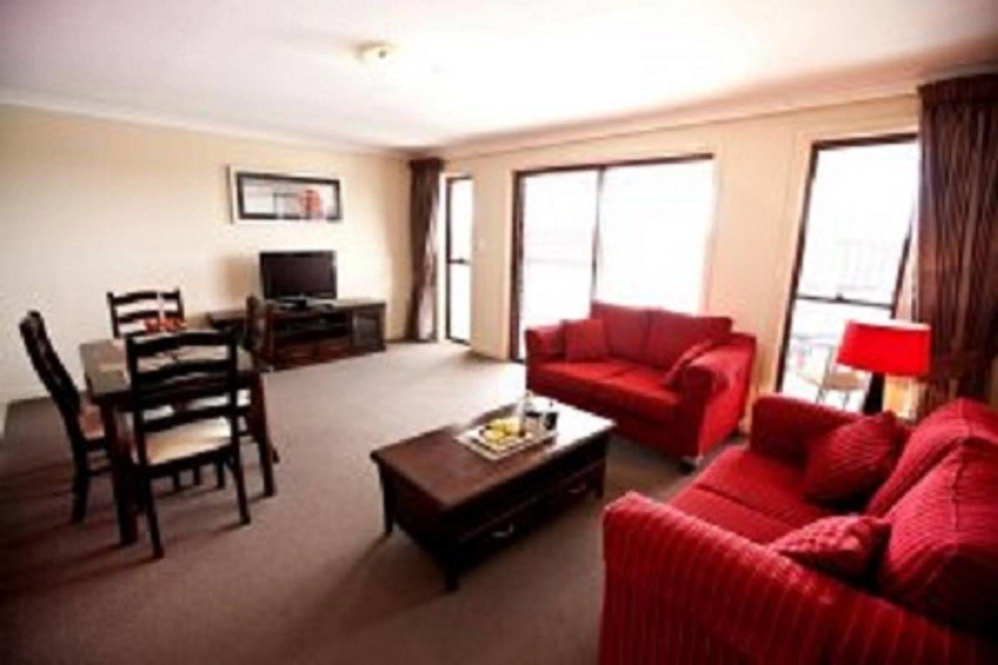 Cattlemans Country Motor Inn & Serviced Apartments Dubbo Exterior photo